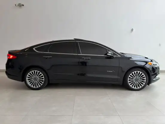 FORD-FUSION-2018