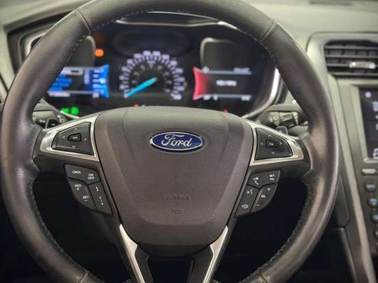 FORD-FUSION-2.0 TITANIUM AWD 16V GASOLINA 4P AUTOMÁTICO FORD-FUSION-2017
