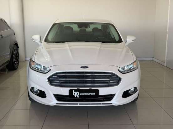 FORD-FUSION-2015