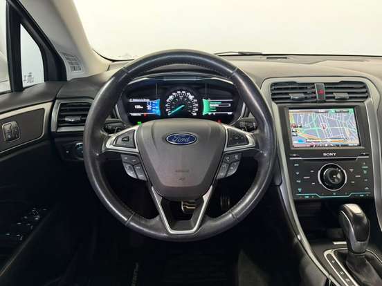 FORD-FUSION-2015
