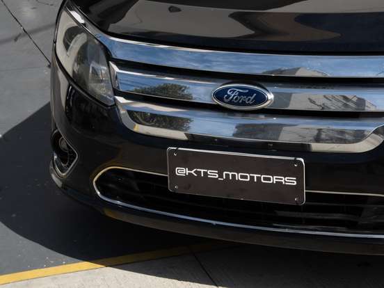 FORD-FUSION-2012