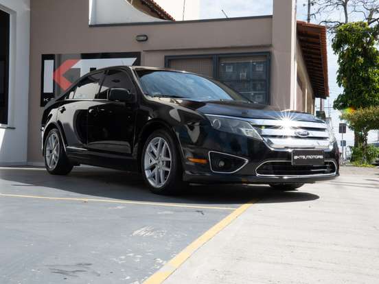 FORD-FUSION-2012