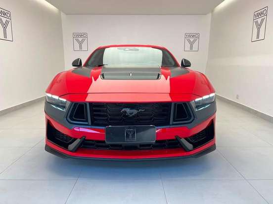 FORD-MUSTANG-2025