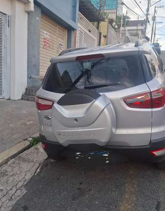 FORD-ECOSPORT-2016