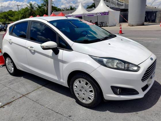 FORD FIESTA 1.6 SE HATCH 16V FLEX 4P MANUAL