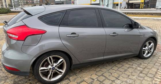 FORD FOCUS 1.6 SE 16V FLEX 4P MANUAL