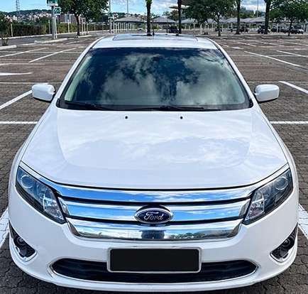 FORD-FUSION-2012