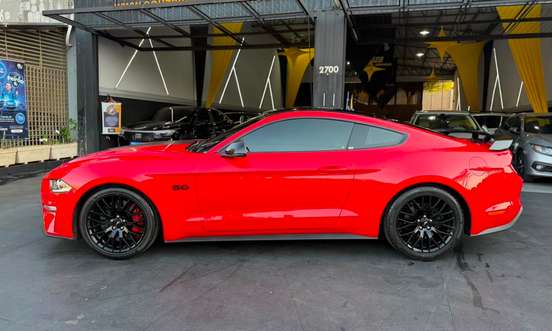FORD-MUSTANG-2018
