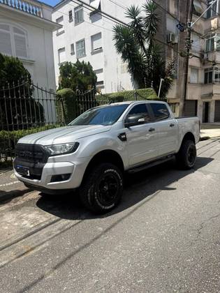 FORD RANGER 3.2 XLT 4X4 CD 20V DIESEL 4P AUTOMÁTICO