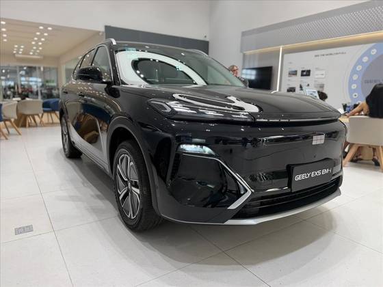 GEELY EX5 EM-i 1.5 PHEV PRO E-DHT