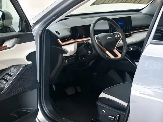 GWM-HAVAL H6-1.5 PHEV19 E-TRACTION GWM-HAVAL H6-2024