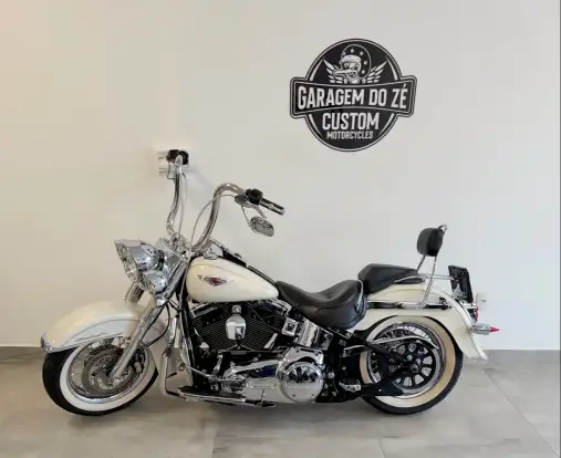 HARLEY-DAVIDSON-SOFTAIL DELUXE-2015