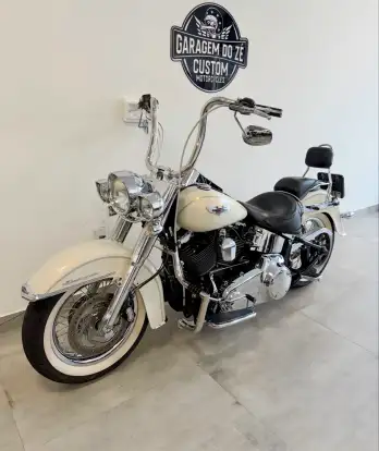 HARLEY-DAVIDSON-SOFTAIL DELUXE-2015