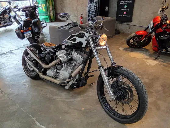 HARLEY-DAVIDSON SOFTAIL FXST 