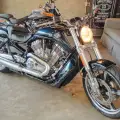 HARLEY-DAVIDSON V-ROD MUSCLE HARLEY-DAVIDSON V-ROD MUSCLE