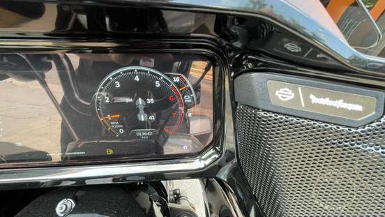 HARLEY-DAVIDSON-CVO ROAD GLIDE ST-2025