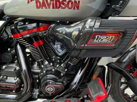 HARLEY-DAVIDSON-CVO ROAD GLIDE ST HARLEY-DAVIDSON-CVO ROAD GLIDE ST-2025