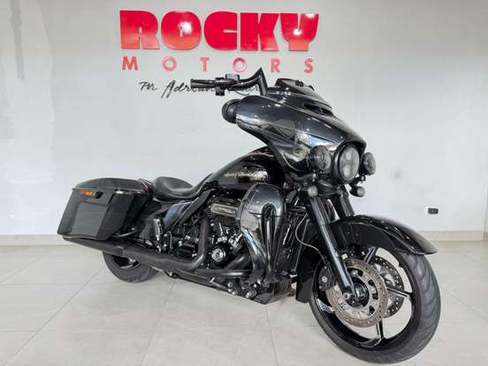 HARLEY-DAVIDSON-CVO STREET GLIDE HARLEY-DAVIDSON-CVO STREET GLIDE-2016