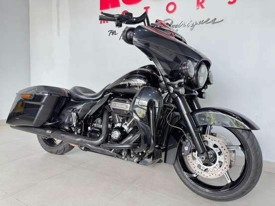 HARLEY-DAVIDSON-CVO STREET GLIDE-2016