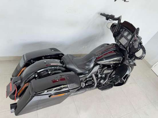 HARLEY-DAVIDSON-CVO STREET GLIDE-2016