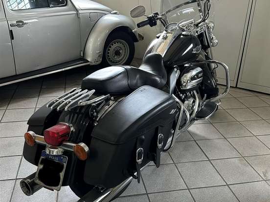 HARLEY-DAVIDSON-ROAD KING CLASSIC HARLEY-DAVIDSON-ROAD KING CLASSIC-2018