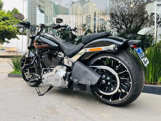 HARLEY-DAVIDSON-SOFTAIL BREAKOUT-2024
