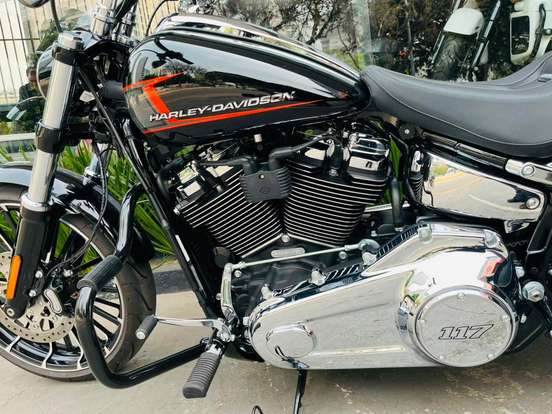 HARLEY-DAVIDSON-SOFTAIL BREAKOUT-2024