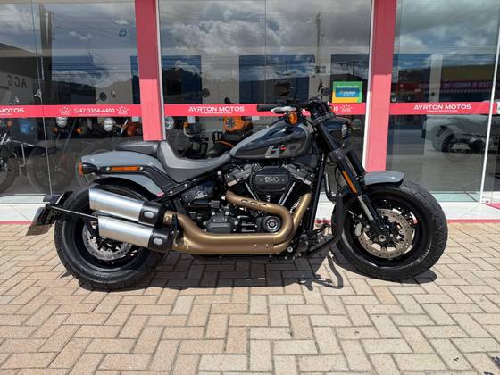 HARLEY-DAVIDSON SOFTAIL FAT BOB 114 