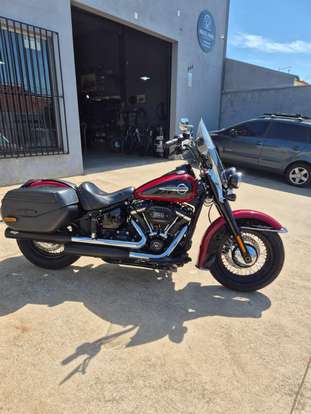 HARLEY-DAVIDSON-SOFTAIL HERITAGE CLASSIC 114-2020
