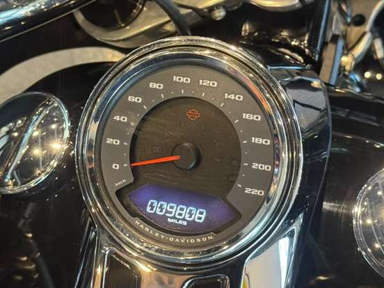 HARLEY-DAVIDSON-SPORT GLIDE HARLEY-DAVIDSON-SPORT GLIDE-2021