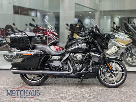 HARLEY-DAVIDSON STREET GLIDE ULTRA 