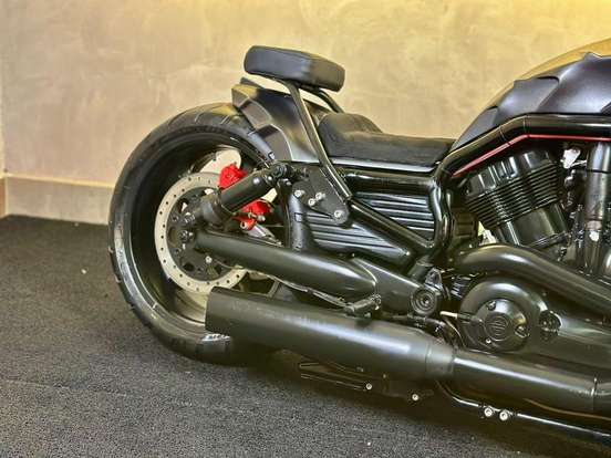 HARLEY-DAVIDSON-V-ROD MUSCLE HARLEY-DAVIDSON-V-ROD MUSCLE-2011