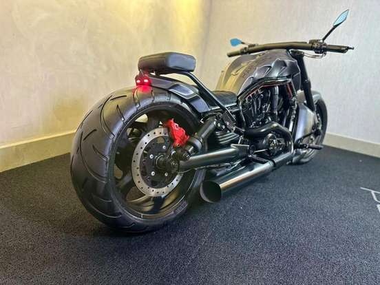 HARLEY-DAVIDSON-V-ROD MUSCLE HARLEY-DAVIDSON-V-ROD MUSCLE-2011