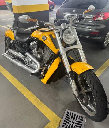HARLEY-DAVIDSON V-ROD MUSCLE 