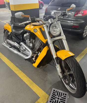 HARLEY-DAVIDSON-V-ROD MUSCLE-2012