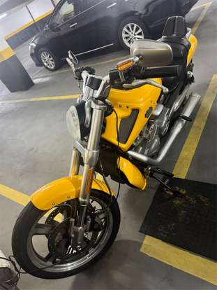 HARLEY-DAVIDSON-V-ROD MUSCLE-2012