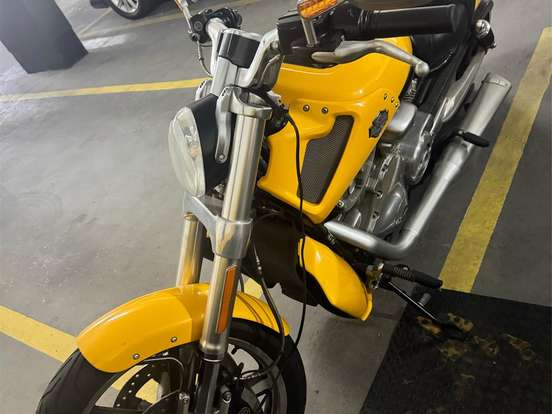 HARLEY-DAVIDSON-V-ROD MUSCLE HARLEY-DAVIDSON-V-ROD MUSCLE-2012