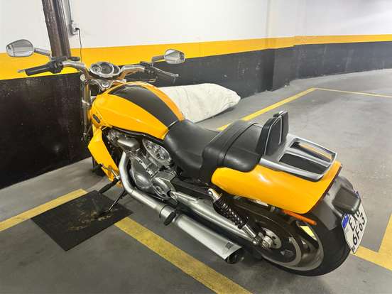 HARLEY-DAVIDSON-V-ROD MUSCLE HARLEY-DAVIDSON-V-ROD MUSCLE-2012