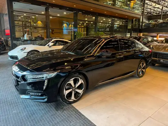 HONDA-ACCORD-2018