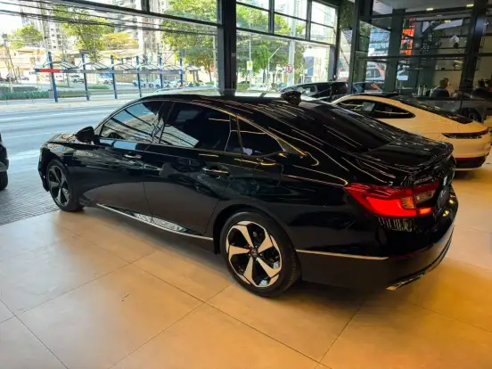 HONDA-ACCORD-2018