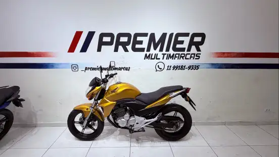 HONDA-CB 300R HONDA-CB 300R-2011