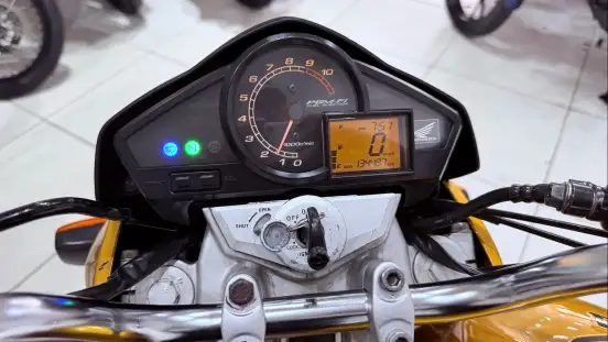 HONDA-CB 300R-2011