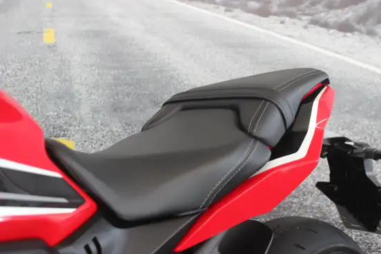 HONDA-CBR 650R ABS-2022