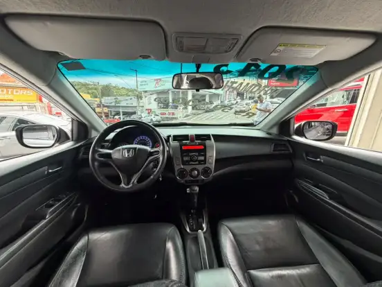 HONDA-CITY-1.5 LX 16V FLEX 4P AUTOMÁTICO HONDA-CITY-2013