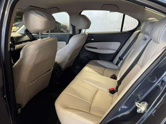 HONDA-CITY-1.5 i-VTEC FLEX TOURING CVT HONDA-CITY-2025