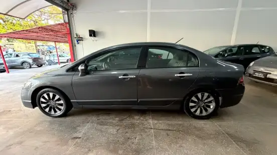 HONDA-CIVIC-2010