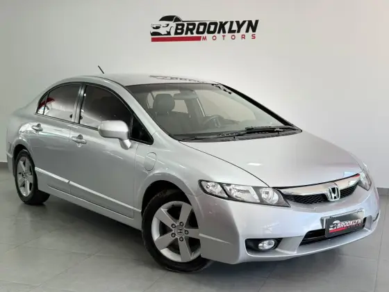 HONDA CIVIC 1.8 LXS 16V FLEX 4P AUTOMÁTICO
