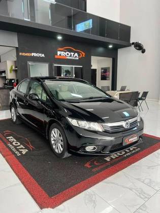 HONDA CIVIC 1.8 LXS 16V FLEX 4P AUTOMÁTICO