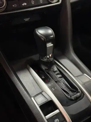 HONDA-CIVIC-2021