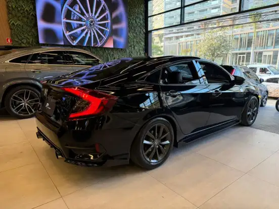 HONDA-CIVIC-2021